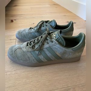 Adidas Gazelle gently worn